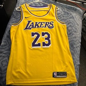 Lebron James jersey
